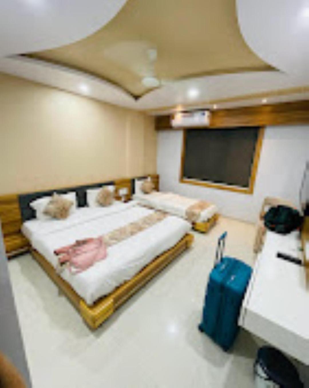 Hotel Krish , Somnath Exterior photo